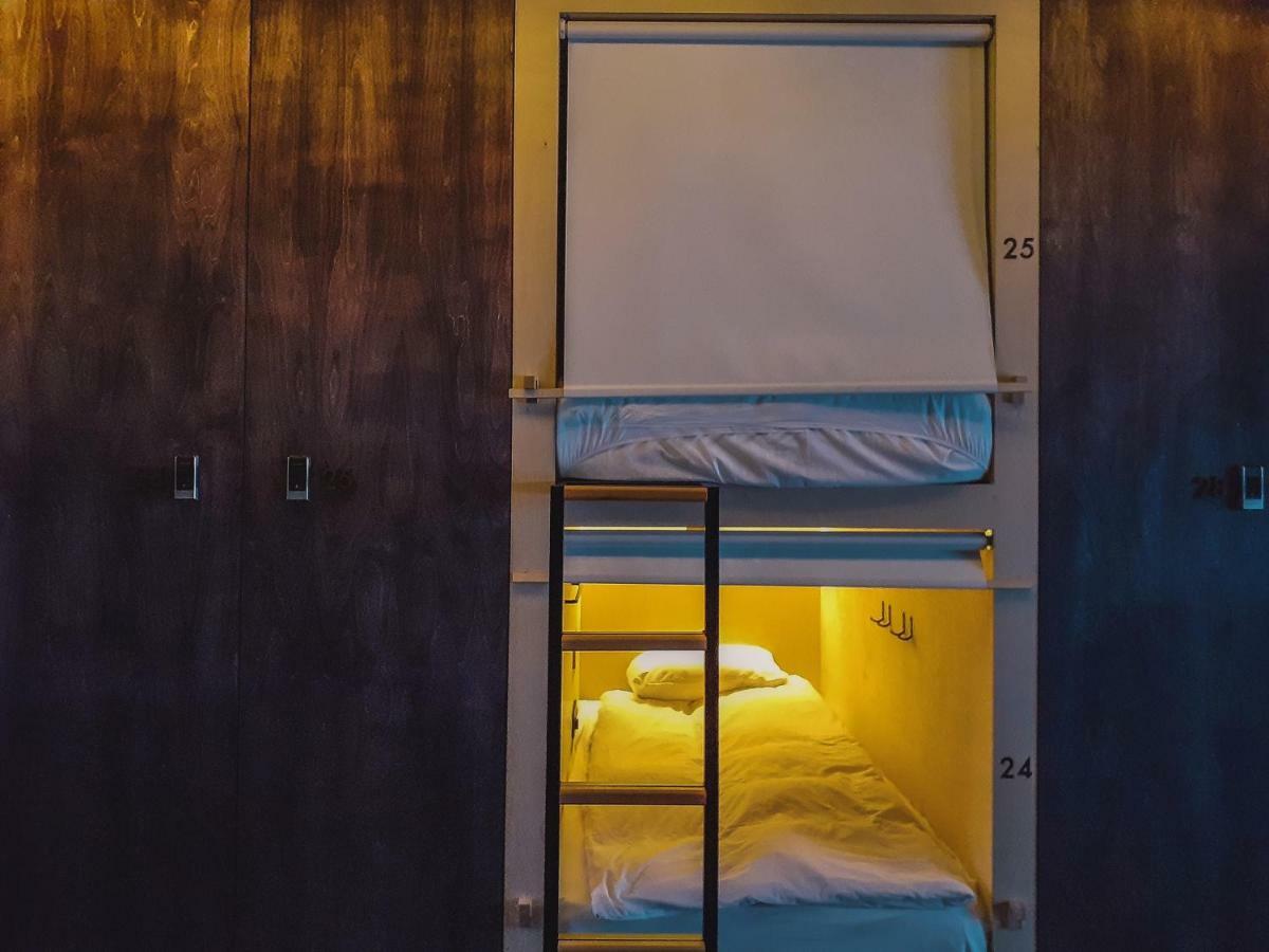 Capsule Hotel Botanist Moskva Eksteriør bilde