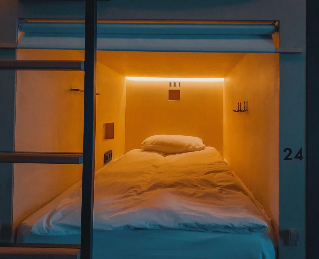 Capsule Hotel Botanist Moskva Eksteriør bilde